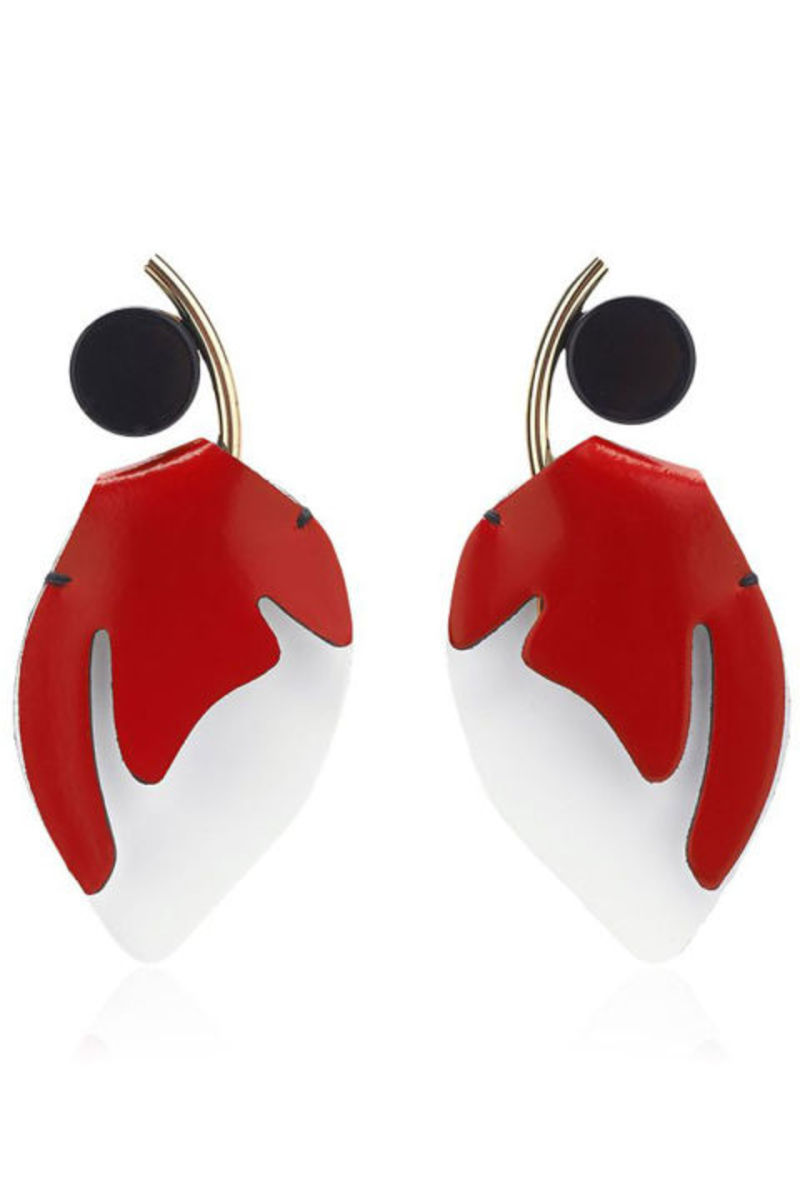 أكملي طلتك الأنيقة والعصرية بهذه الأقراط المميزة